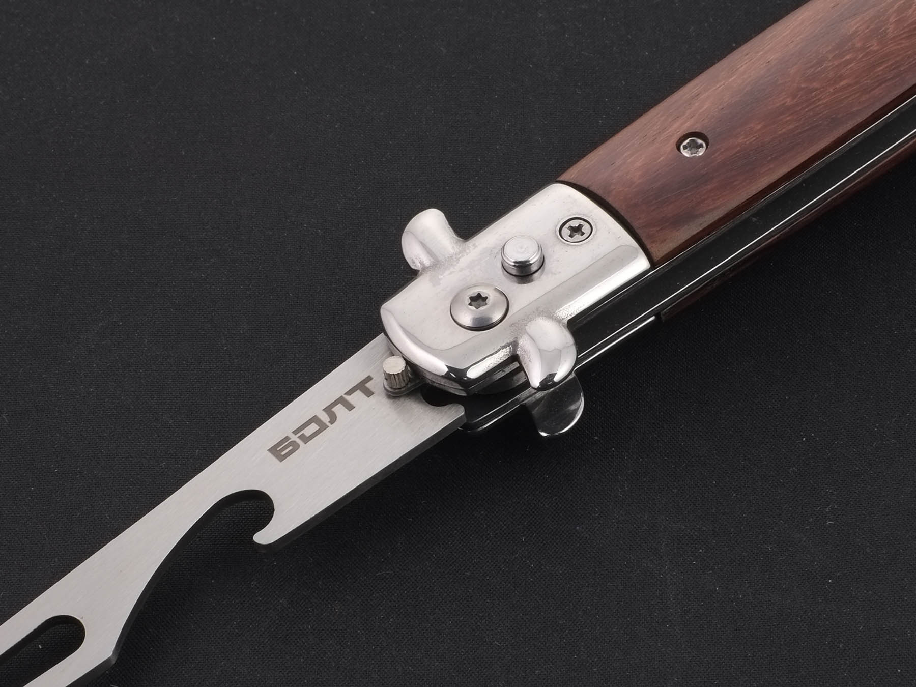 Нож тренировочный выкидной с клинком открывалкой и отверткой Ножемир БОЛТ AOT-1
