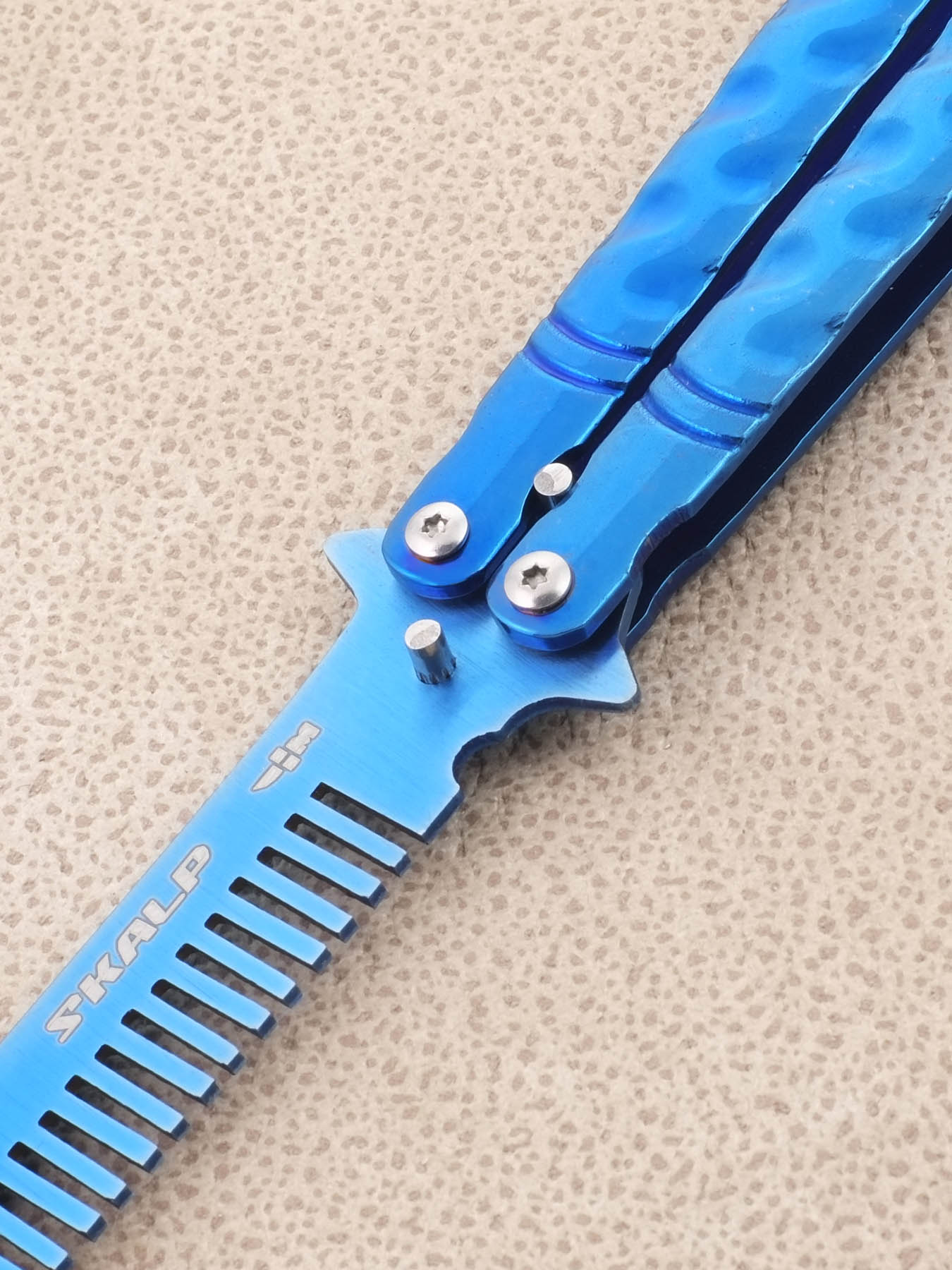 Нож тренировочный бабочка с клинком расческой Ножемир SKALP синий титан BRA-33